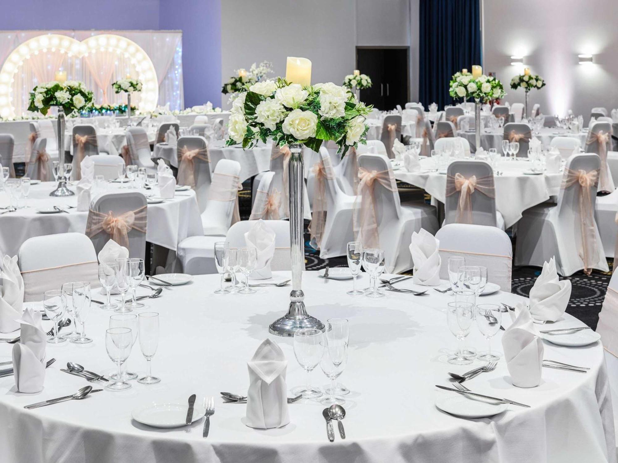 Mercure Telford Centre Hotel Εξωτερικό φωτογραφία